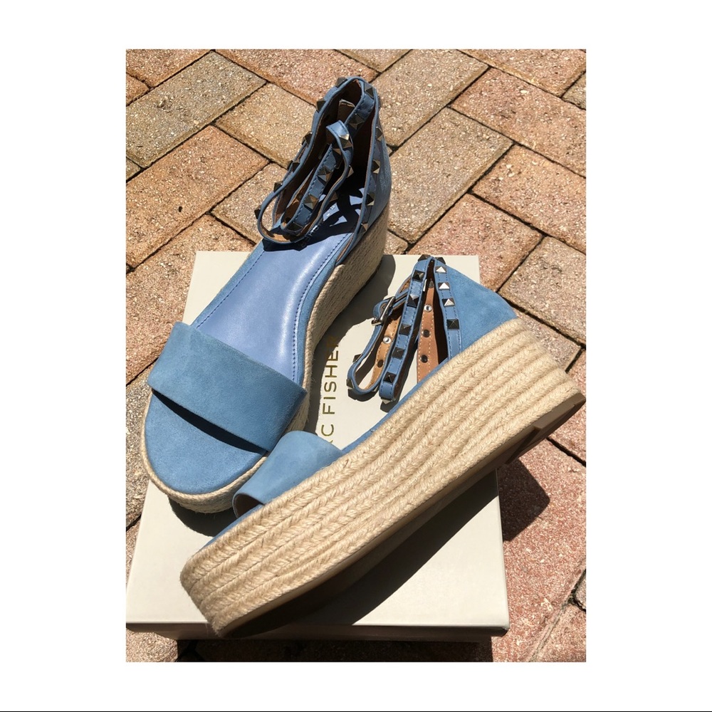 Marc Fisher NWT baby blue sandals, 8
